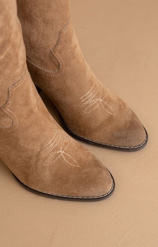 The Roxanne Western Bucket Boot