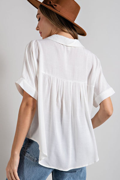 The Closet Staple White Short Sleeve Button Front Shirt