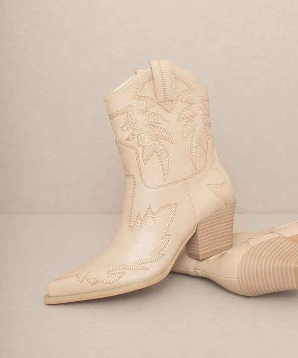 The Nantes Embroidered Cowboy Boots