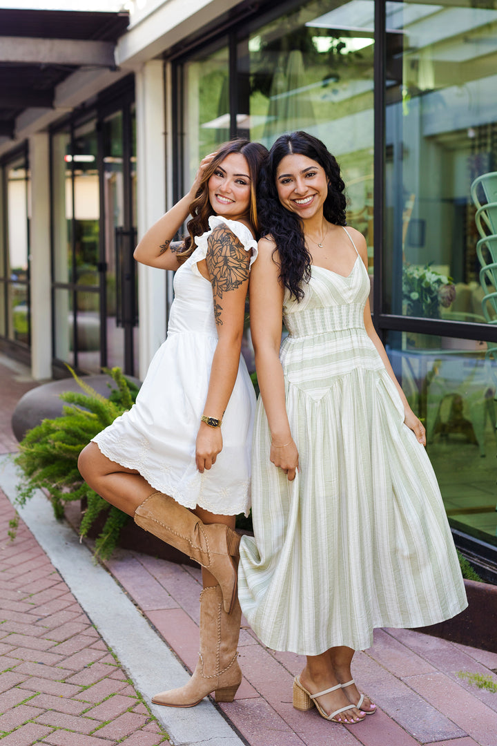 The Collecting Seashells Sleeveless Midi Dress
