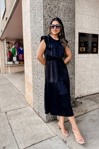 The Cast in Stone Black Printed Midi Dress
