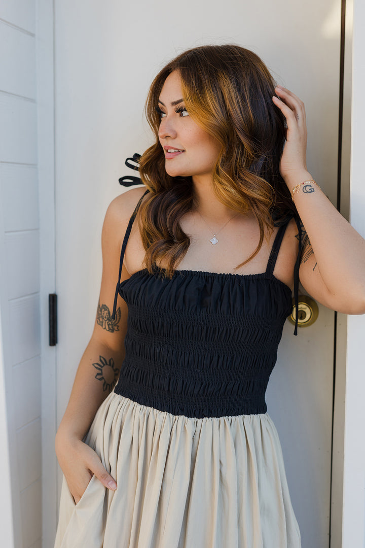 The On Resort Time Bubble Hem Midi Dress