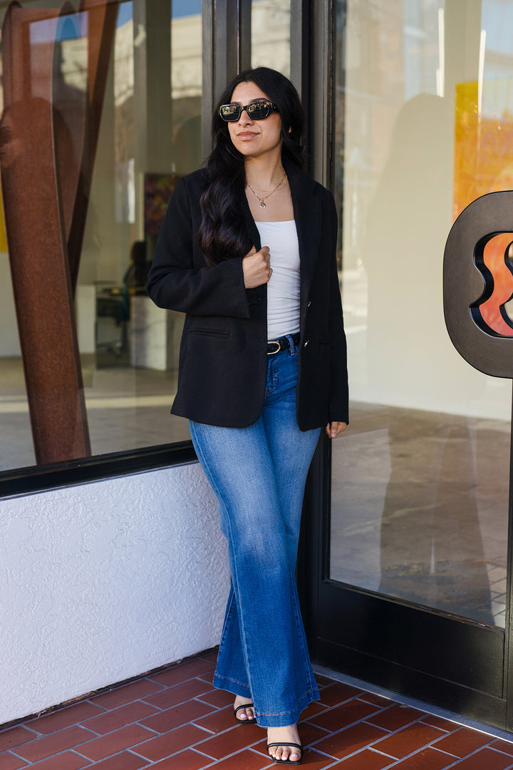 The Off-Duty Oversized Black Blazer