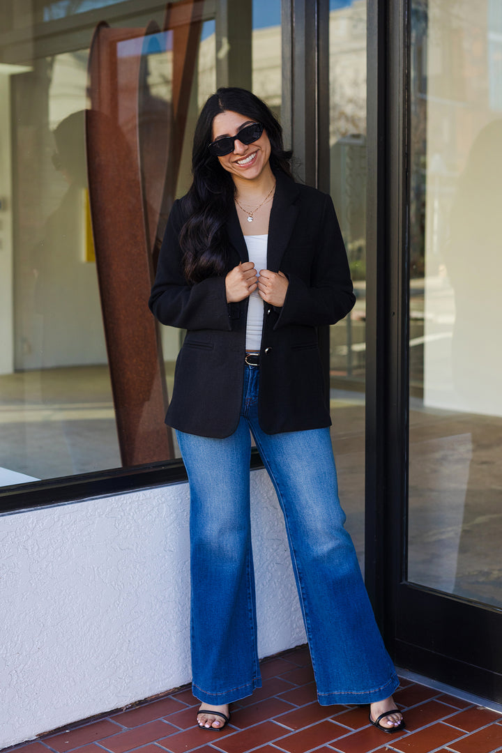 The Off-Duty Oversized Black Blazer