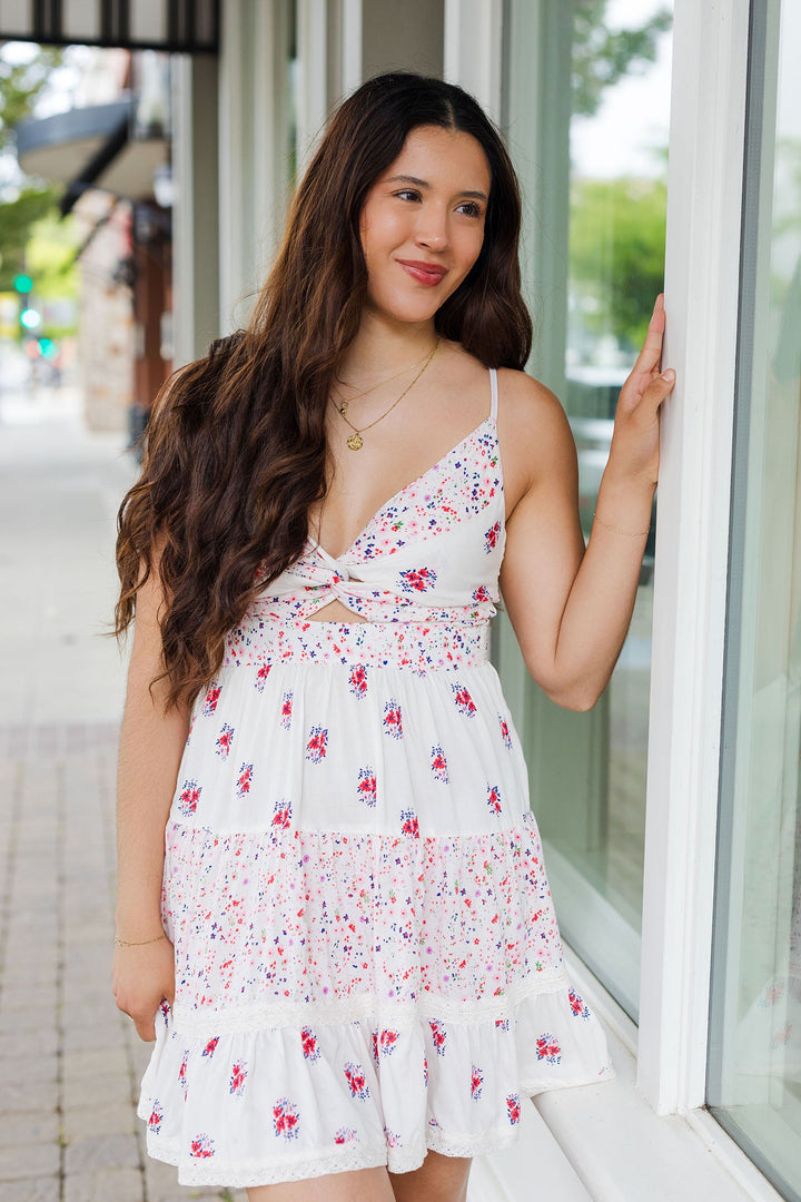The Key to Cute Floral Print Mini Dress