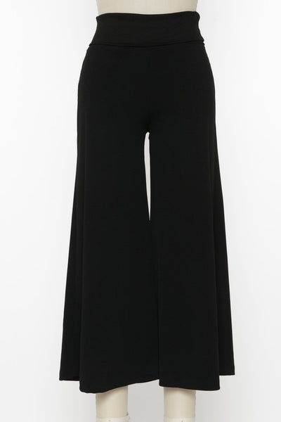The Kamryn Ribbed Wide Leg Pants
