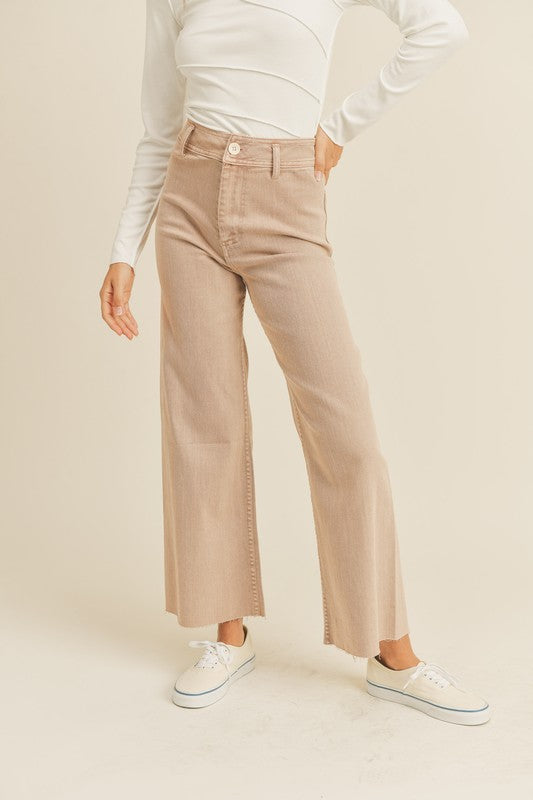 The Catch You Dreaming Straight Leg Jeans
