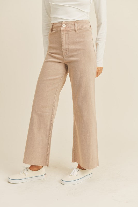 The Catch You Dreaming Straight Leg Jeans