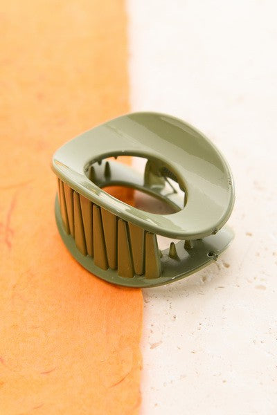 Fall Colored Oval Hair Claw Clips